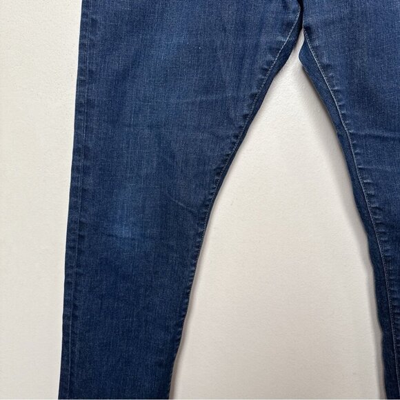 GAP Mens 33 x 32 Athletic Taper Dark Wash Blue Denim Jeasn - Picture 11 of 16